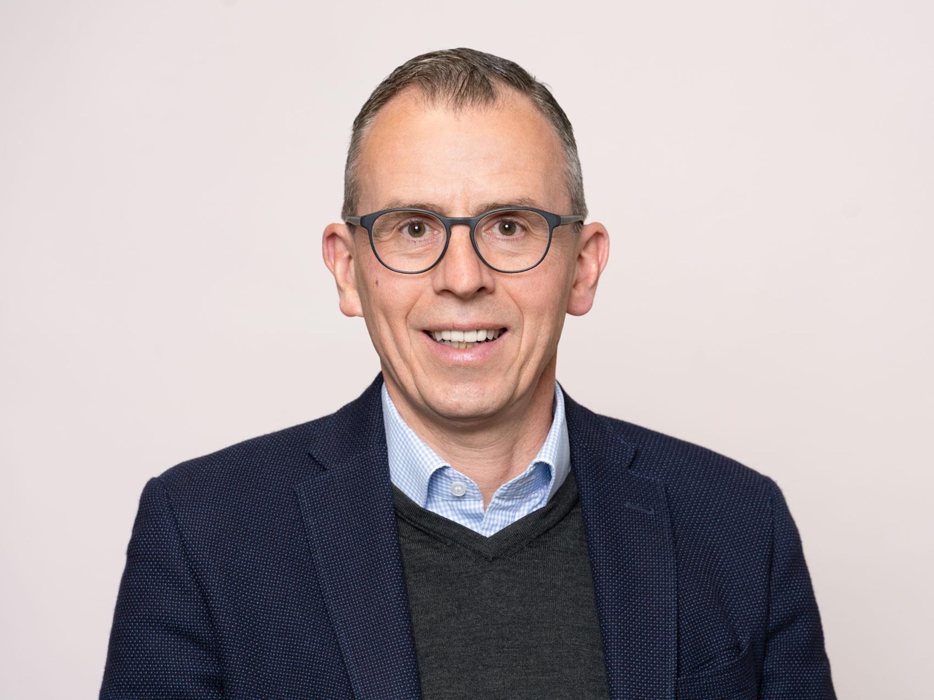Sven Hinterseh