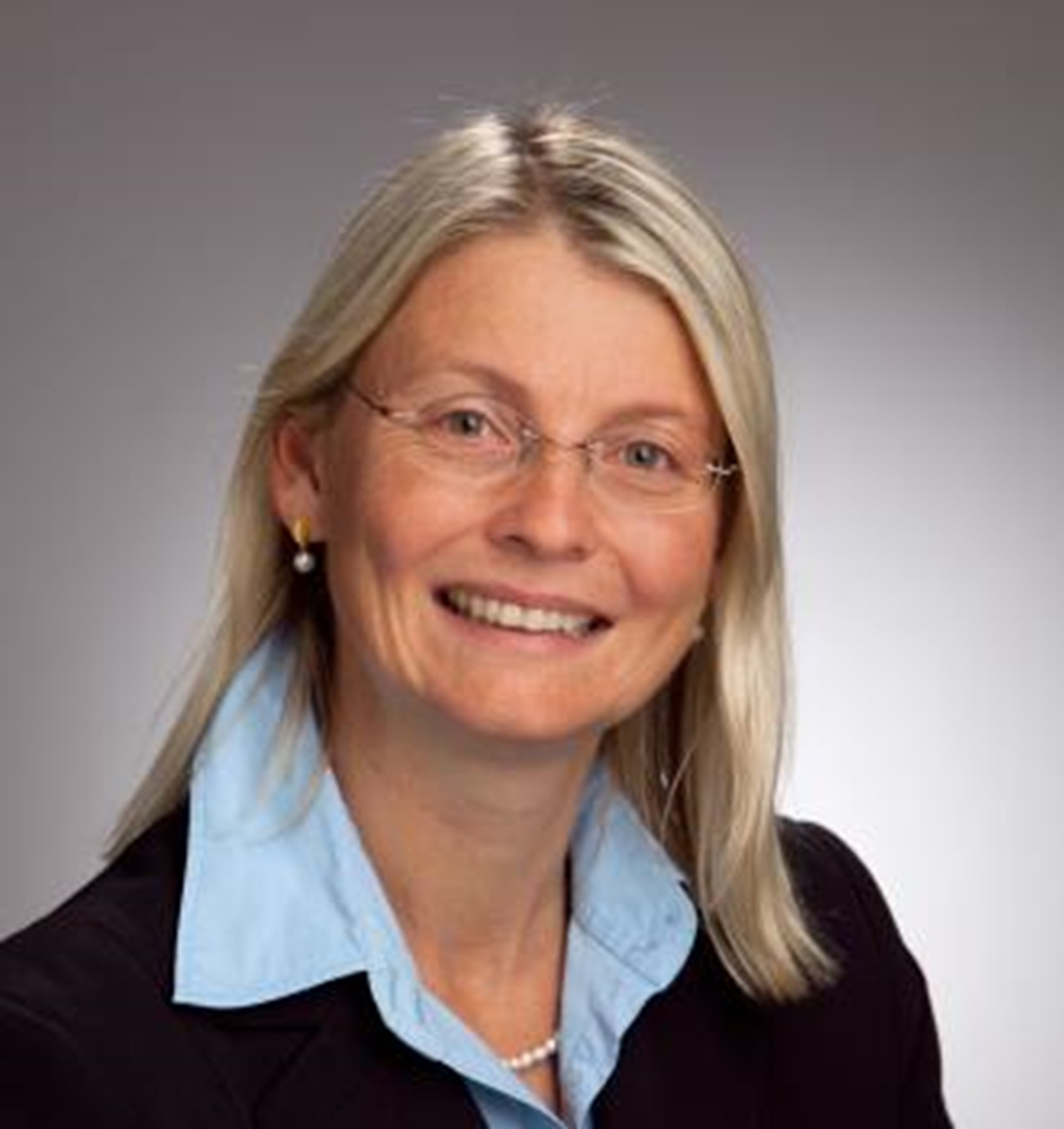 Elke Hall