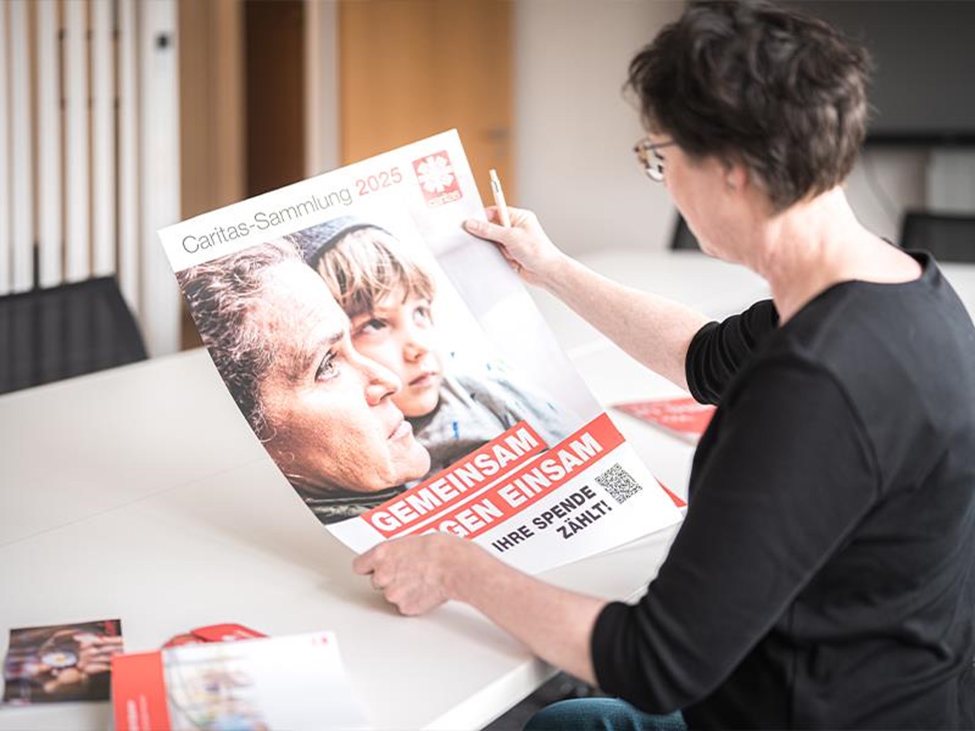 Bild: Hilfe zum Helfen